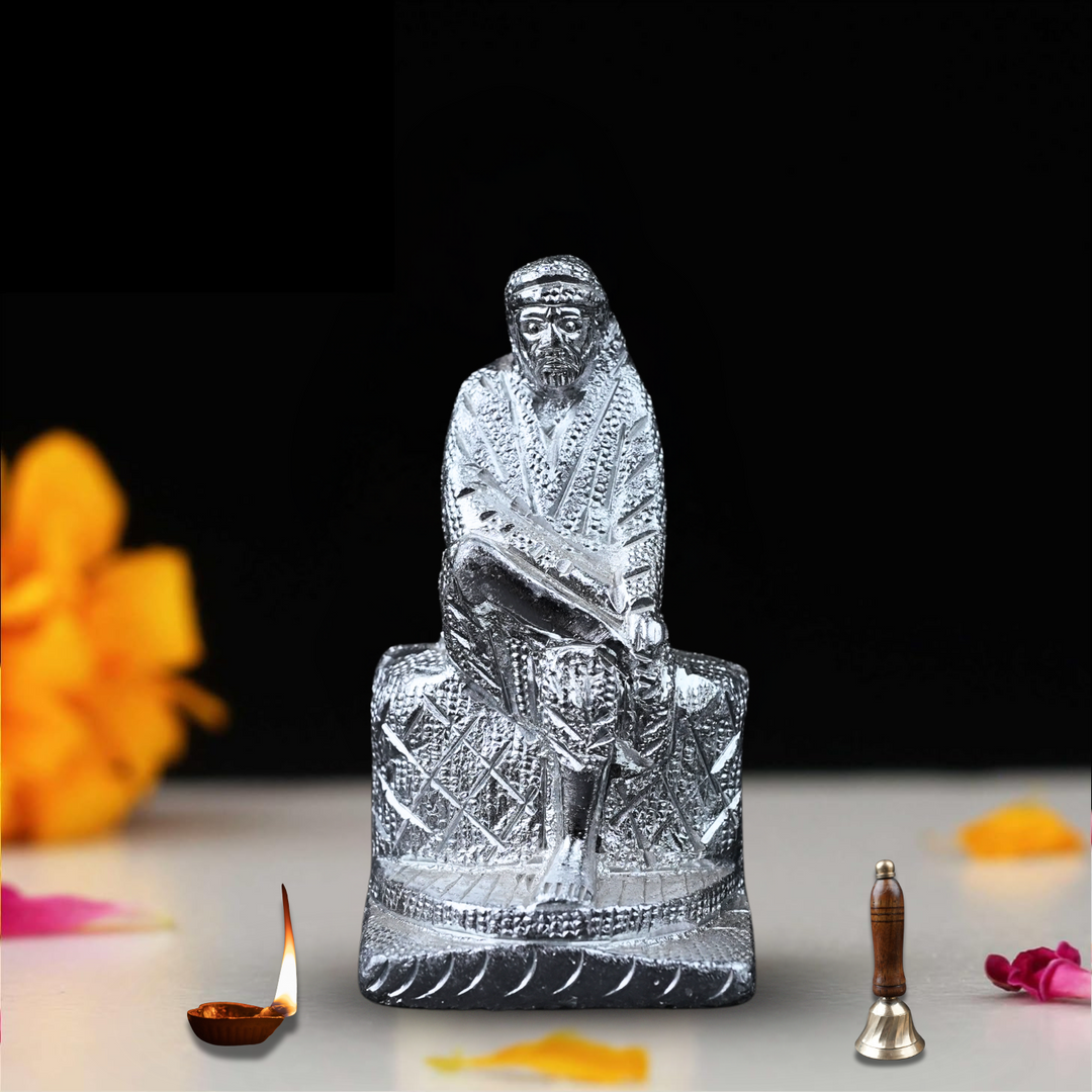 Shirdi Sai Baba Silver Finish Idol – Symbol of Faith & Patience